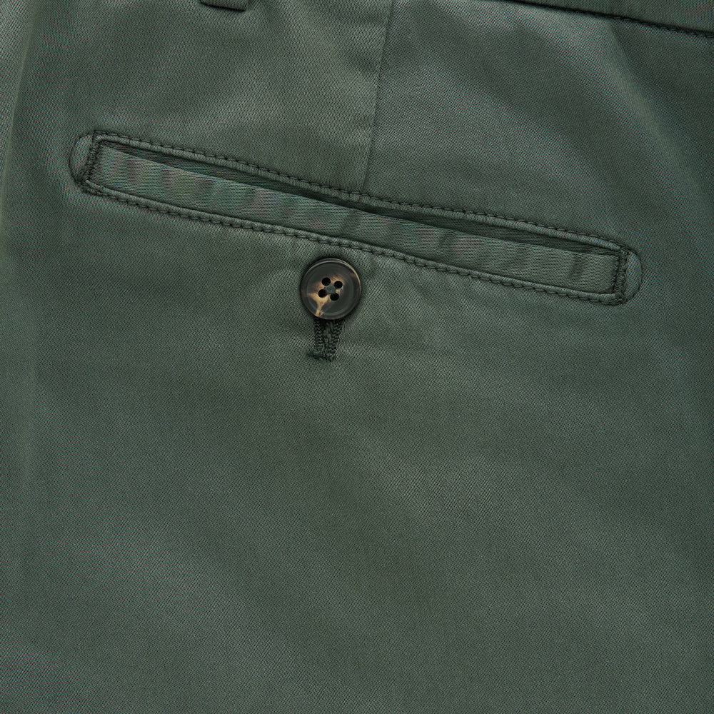 
                  
                    Salvatore Chino Olive Green
                  
                